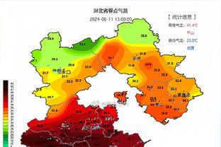 Hồ Ca phơi bày ảnh Phạm Chí Nghị: Cảm giác có thể cùng thần tượng trở lại thời đại oai phong một cõi của anh là như thế nào?